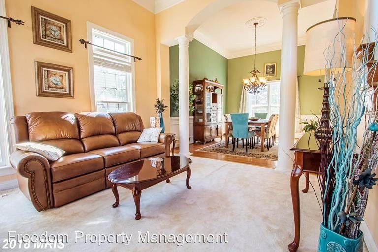 8102 Tysons Oaks Ct - Photo 3 of 29