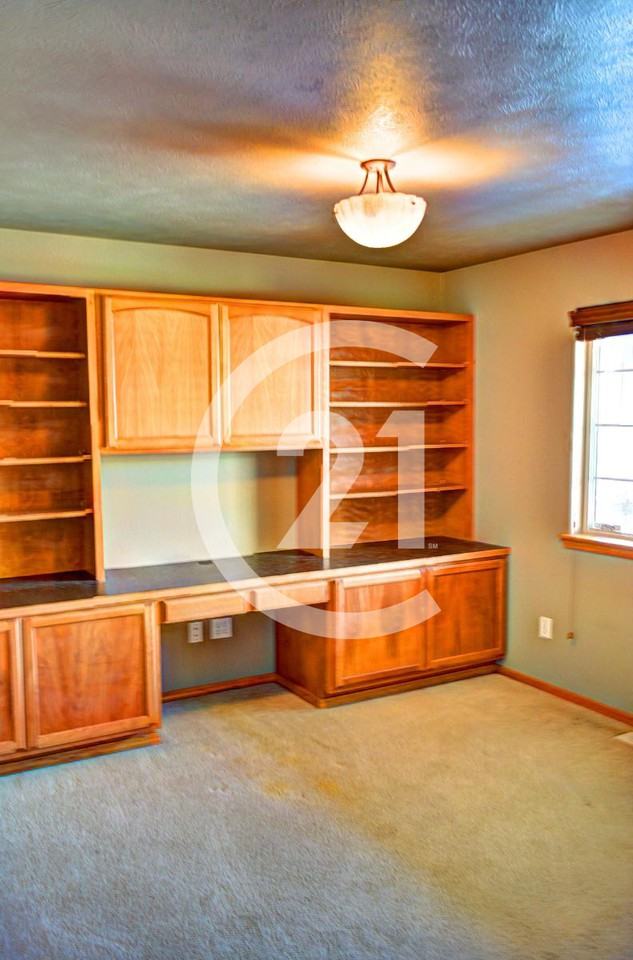 5211 South Myrtle Lane - Photo 2 of 14