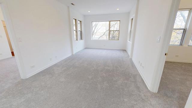 3925 W Ainslie St #3 - Photo 3 of 11
