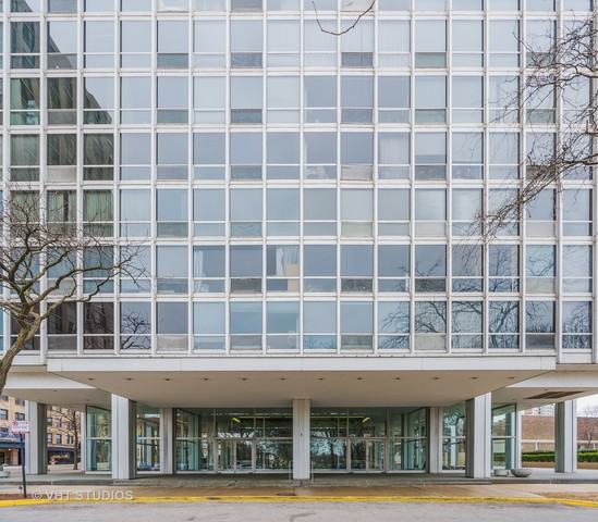 2400 N Lakeview Ave #1805