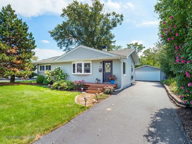 329 Lincoln Ave - Photo 2 of 24