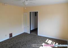 243 Park St W - Photo 3 of 11