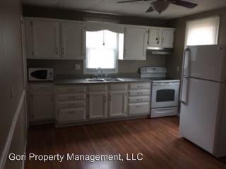 222 S Fillmore St - Photo 3 of 8