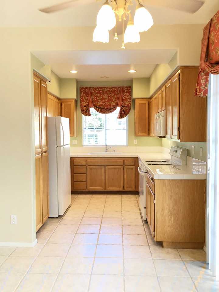 2041 New Haven Ave - Photo 2 of 21