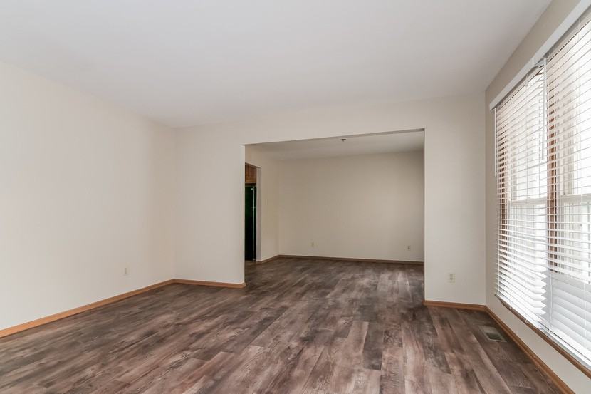 5139 Cheltenham Rd - Photo 2 of 15