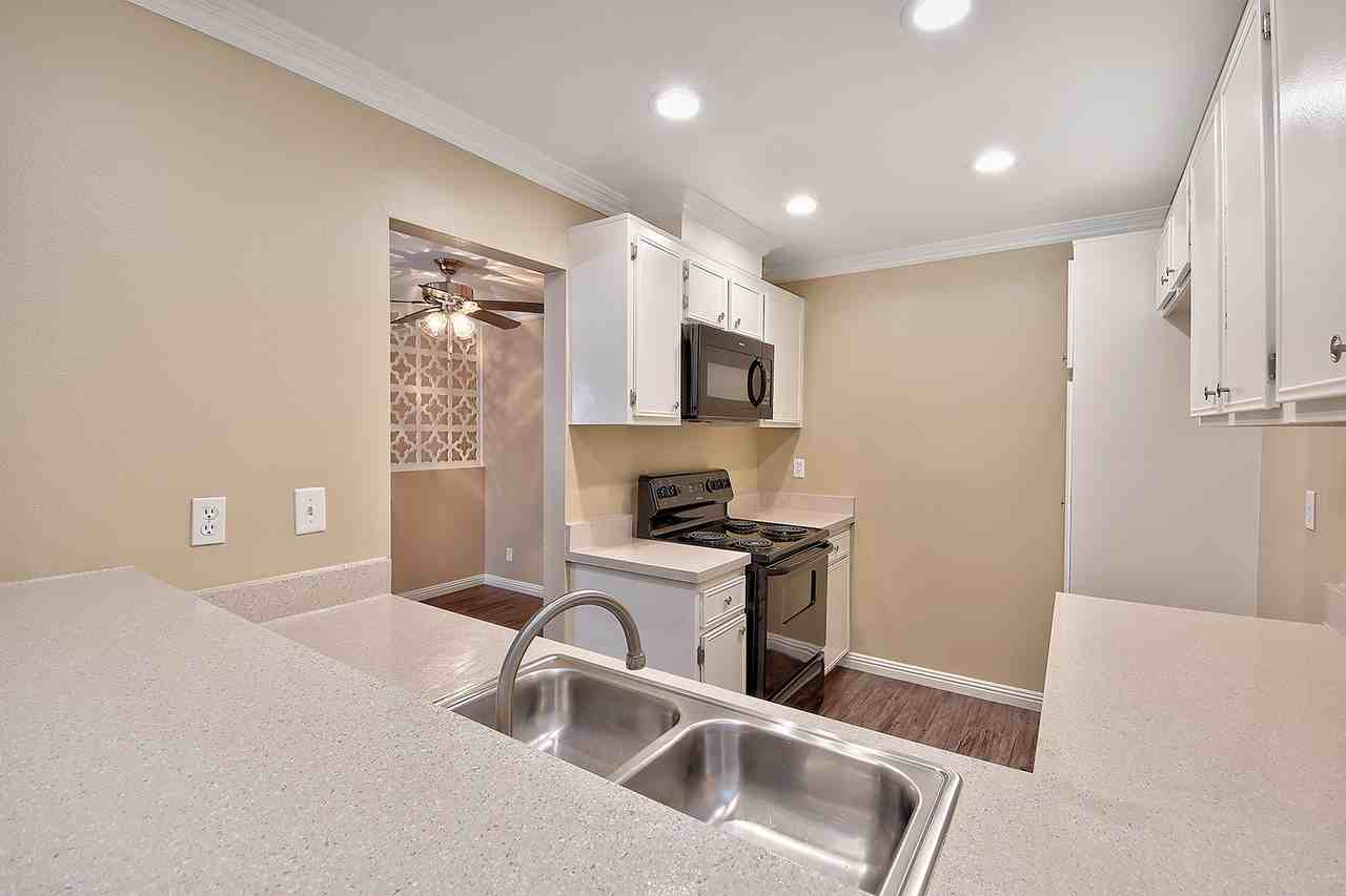 LA COSTA - Photo 6 of 48