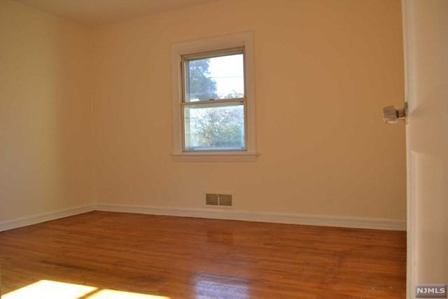 495 Mt Prospect Ave - Photo 2 of 8