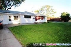 4824 Vera Cruz Ave N - Photo 2 of 14