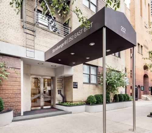 Stonehenge 61 - Photo 2 of 50