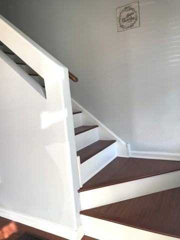 1964 College Green Dr - Photo 3 of 15