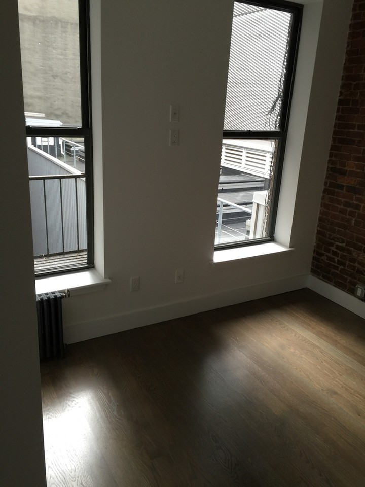 9 Stanton Street - Photo 2 of 6