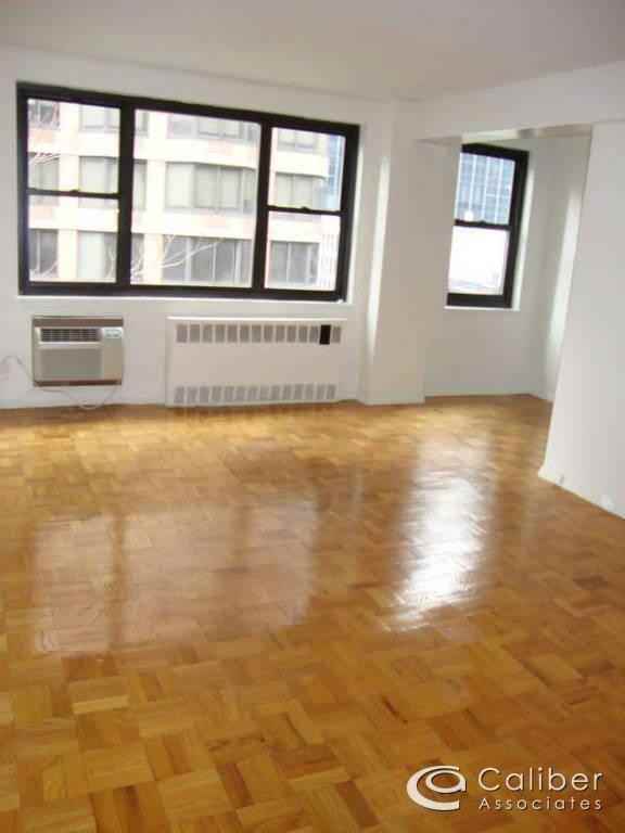 E 39th St #PS725