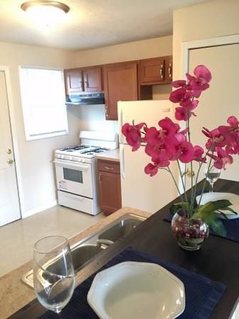 2326 Dawson Street - Photo 3 of 10