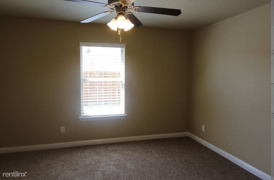 3108 Weave Ct - Photo 3 of 8