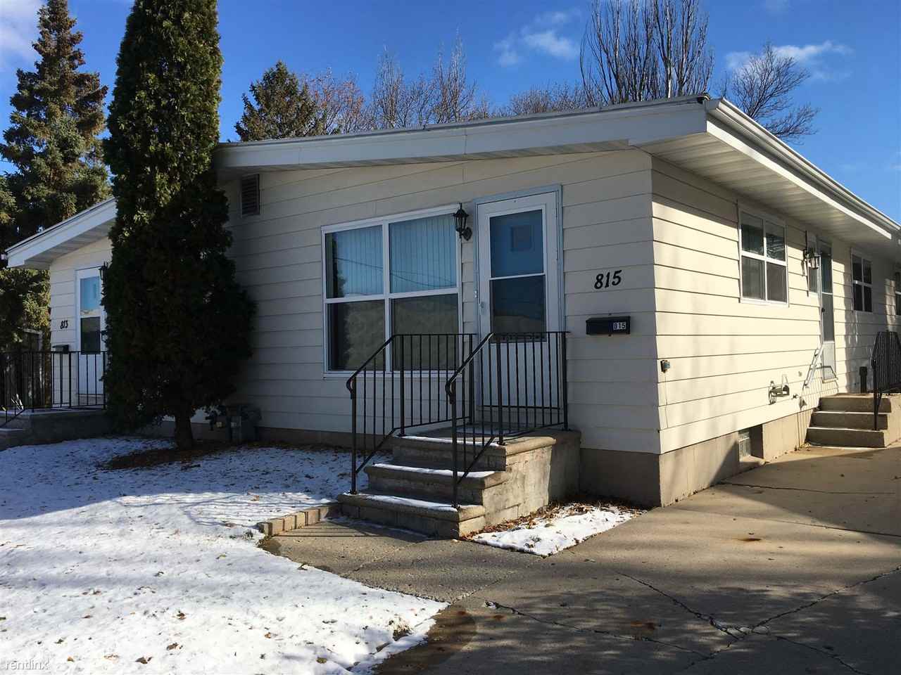 815 Gross Ct - Photo 3 of 6