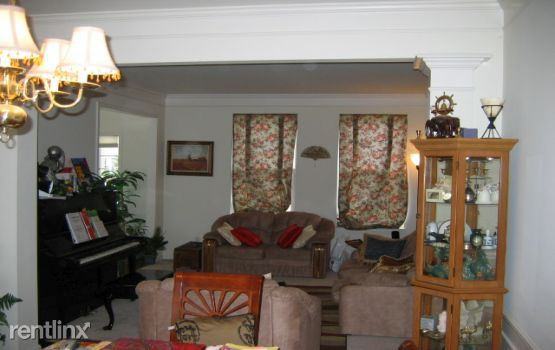 3272 Glacier Dr - Photo 3 of 5