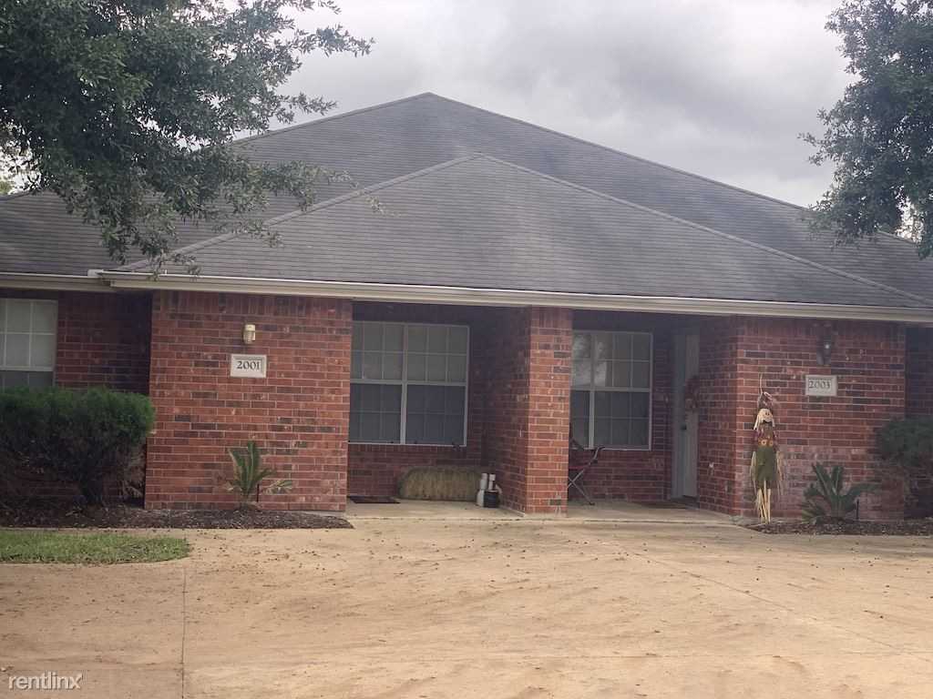 2023 Legacy Ln - Photo 2 of 23