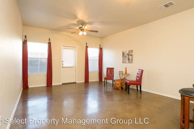 10806 Mathom Landing Units 1-4 - Photo 2 of 14