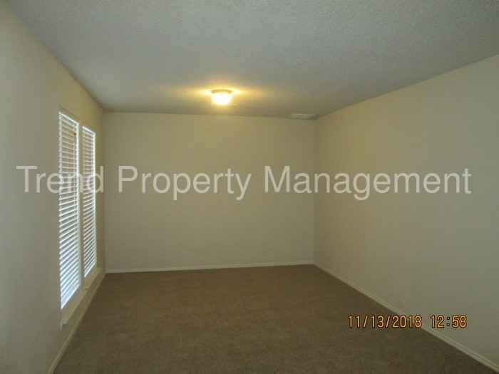 4083 Freedom Ln - Photo 2 of 20