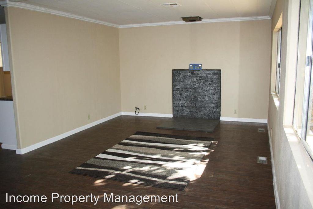 200 Jones St - Photo 2 of 10