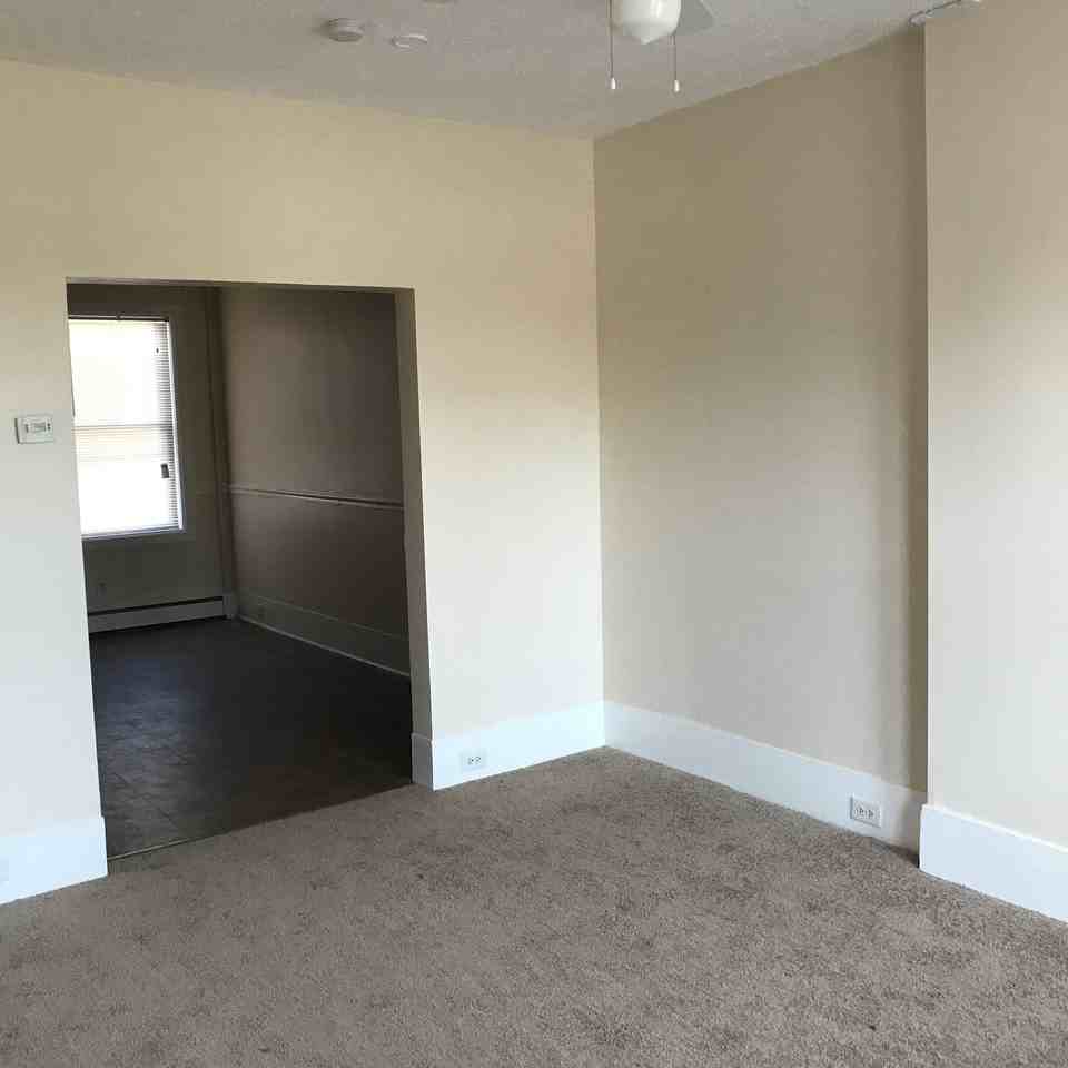 209 4th Ave - Photo 2 of 18