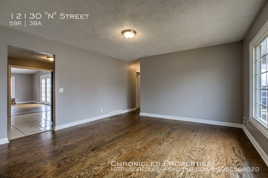 12130 N St - Photo 2 of 24