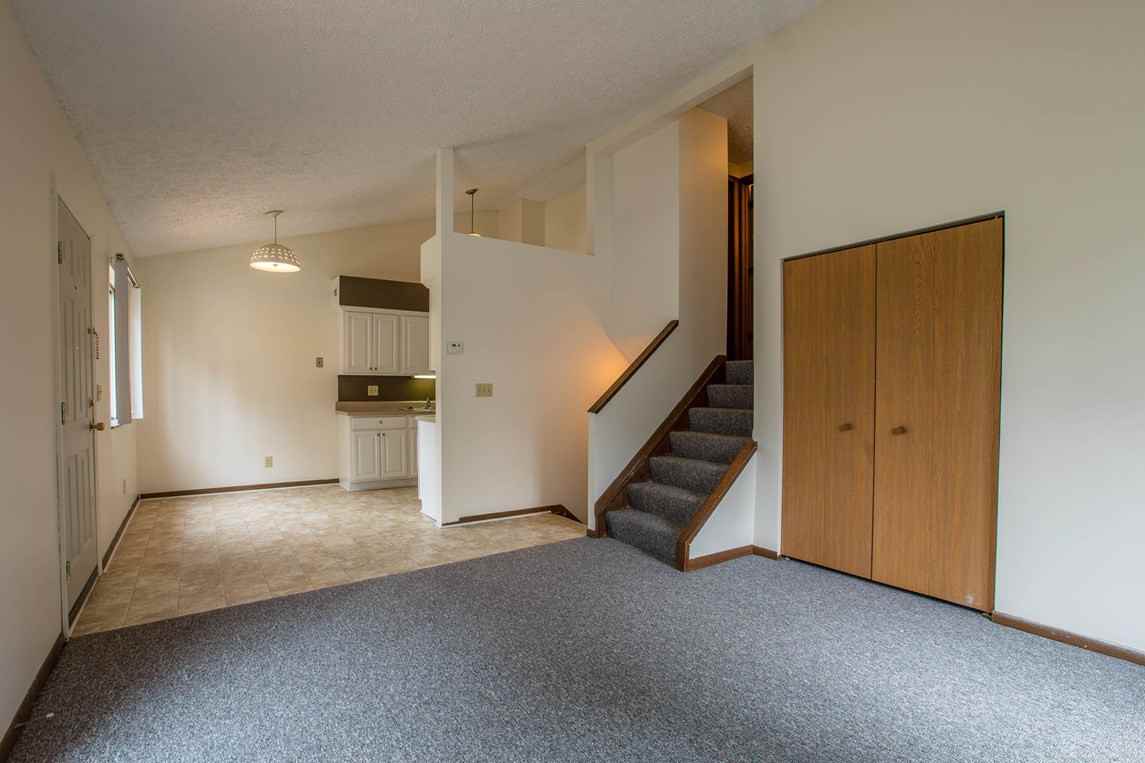 Spartan Duplex - Photo 4 of 4