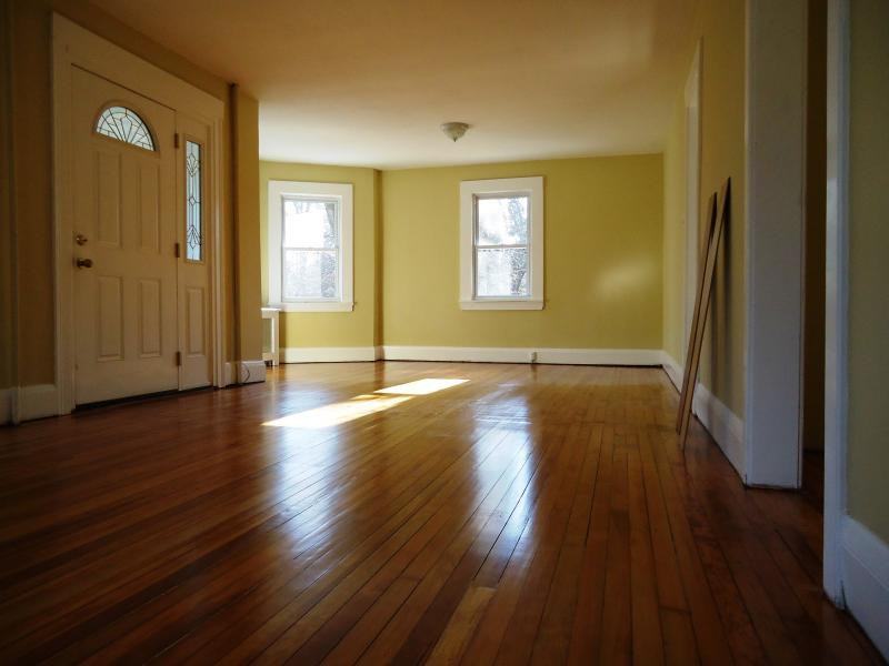 1661 Cooper Rd - Photo 3 of 11