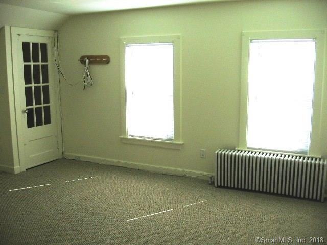 112 Grove St - Photo 3 of 10
