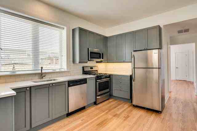 2060 Damen #2REAR - Photo 2 of 13