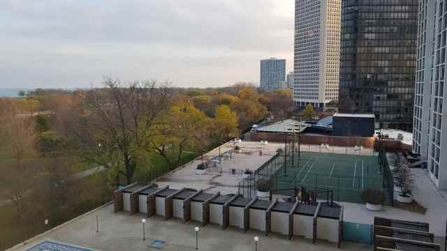 5455 N Sheridan Rd #806