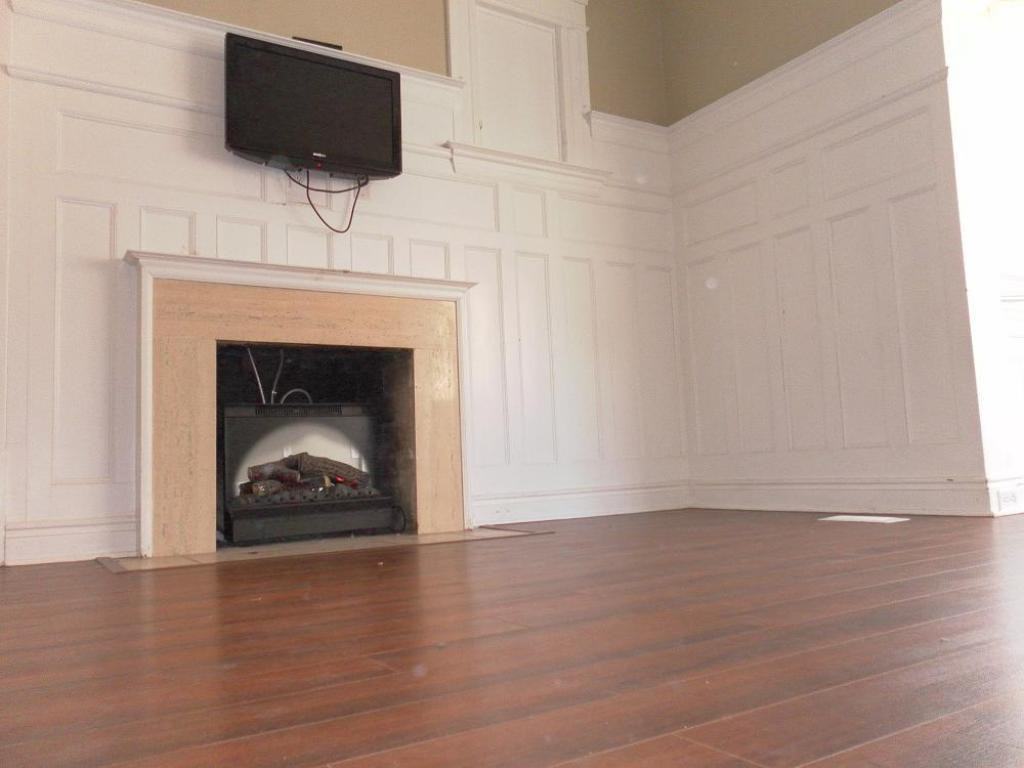 893 Richmond Street - Photo 2 of 6