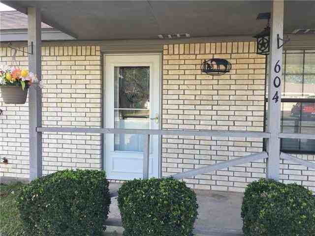 604 Shady Grove Dr - Photo 3 of 24