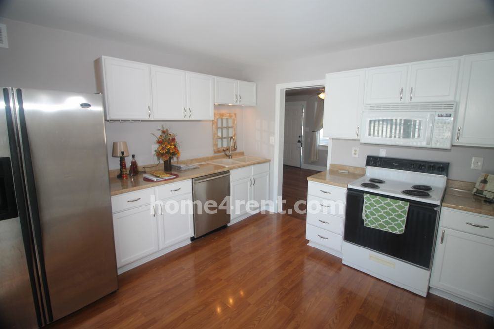 7027 Hadley St - Photo 2 of 12