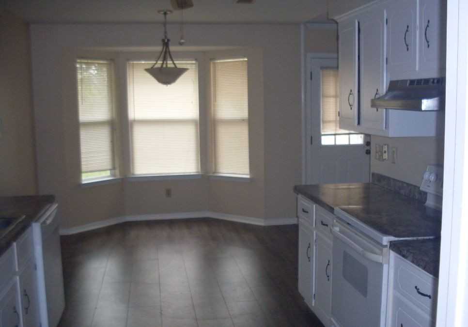 9501 Cinder Dr - Photo 2 of 6
