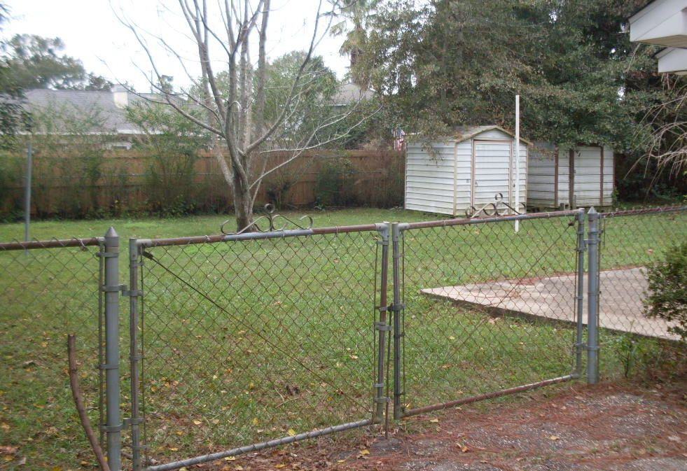 9501 Cinder Dr - Photo 3 of 6