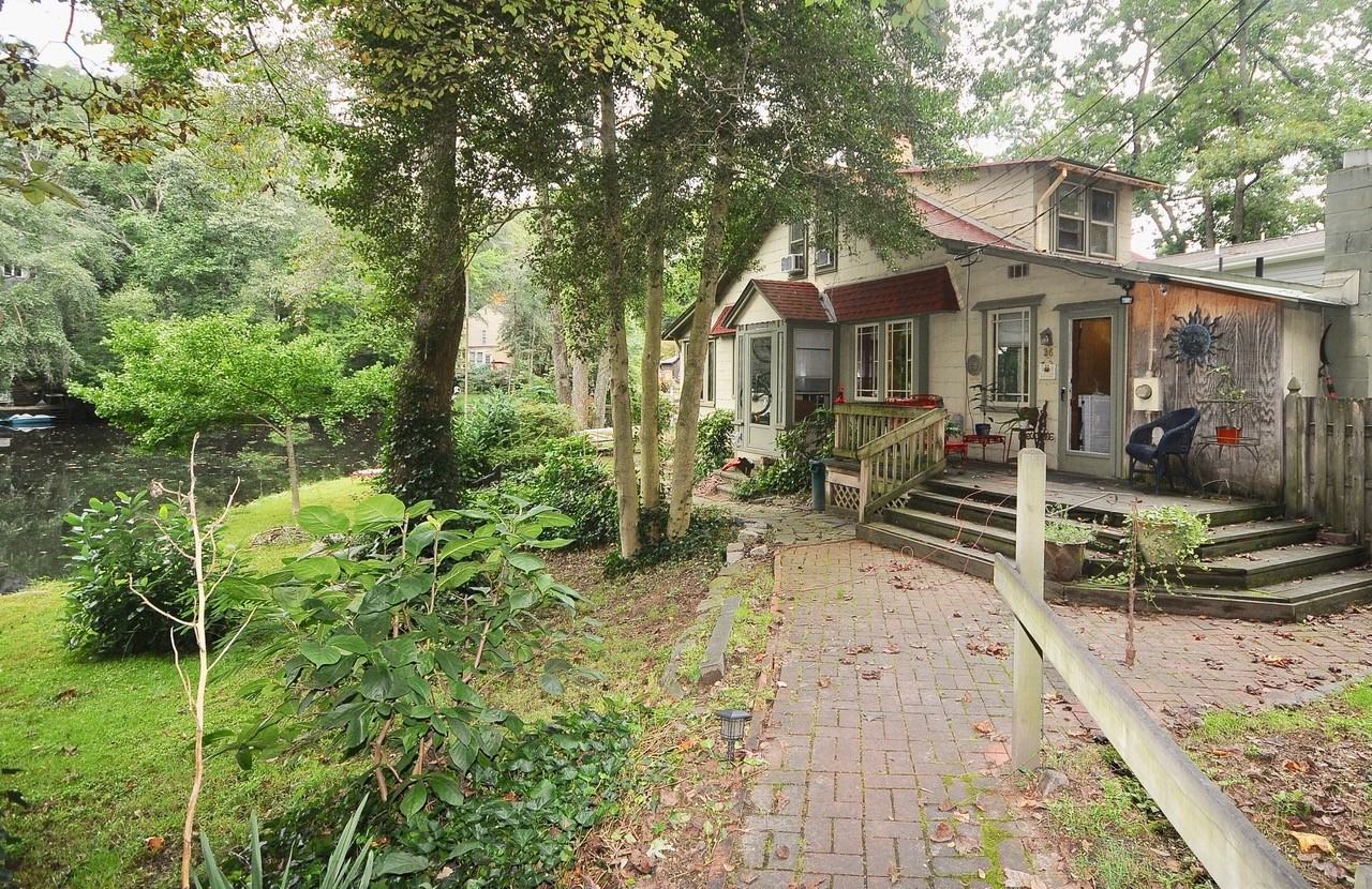 36 Valley Road - Photo 3 of 18