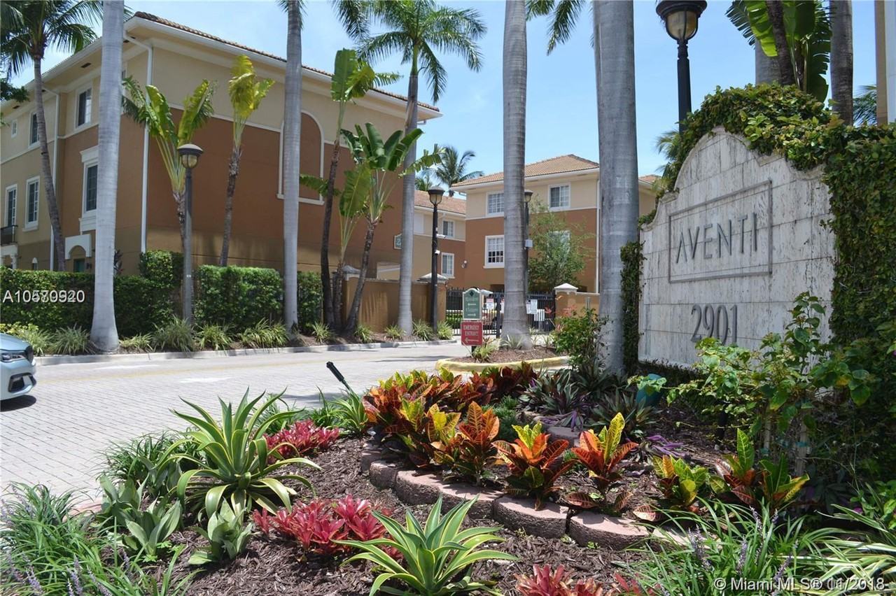 2941 NE 185th St - Photo 2 of 8