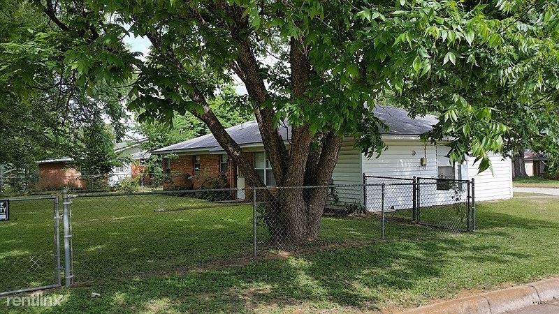 109 Bellview Dr - Photo 3 of 3