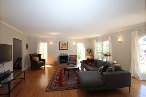 4158 Lakeshore Ave - Photo 3 of 14