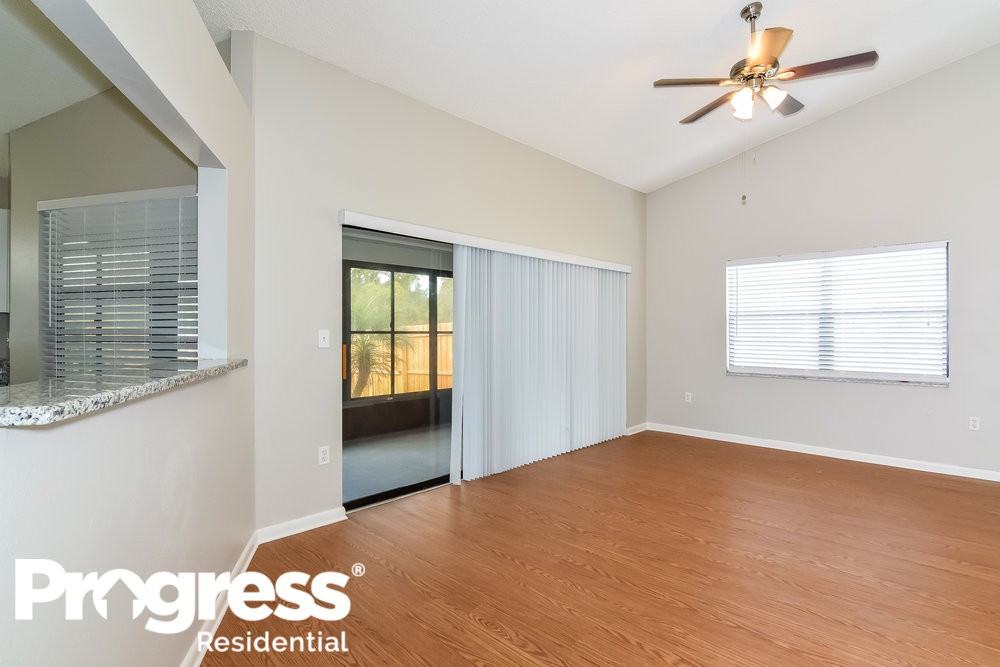 8027 Hathaway Dr - Photo 2 of 15