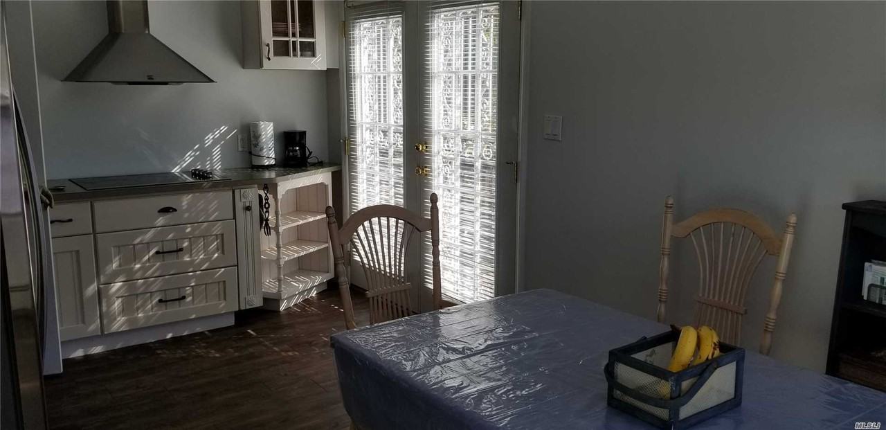 312 Warren St - Photo 2 of 15