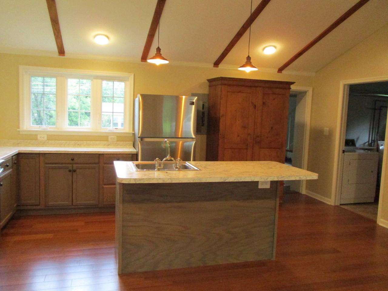 29 S Greenway Ave - Photo 3 of 26