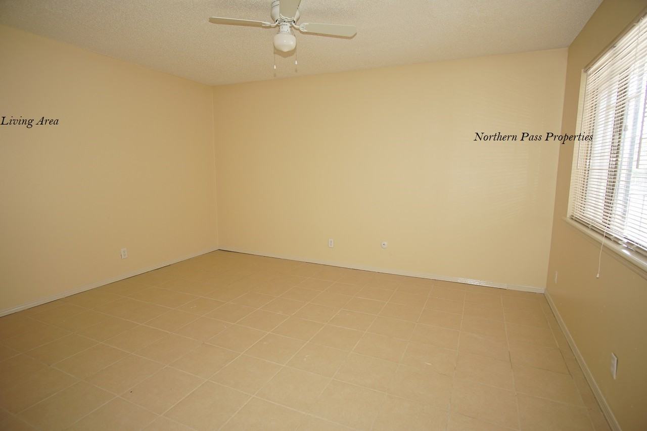 4801 Blossom Avenue - Photo 2 of 19