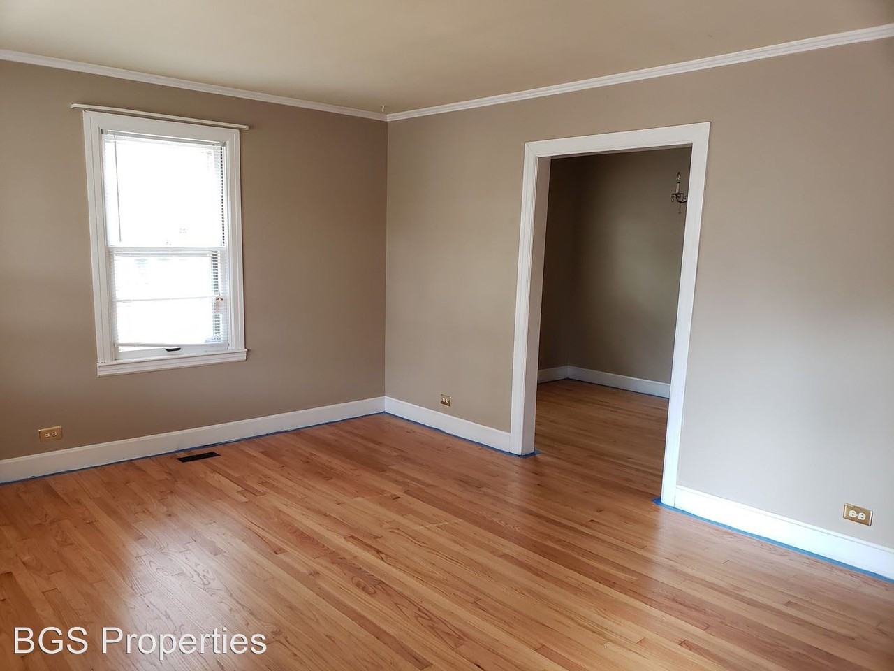 614 E Main St - Photo 2 of 7