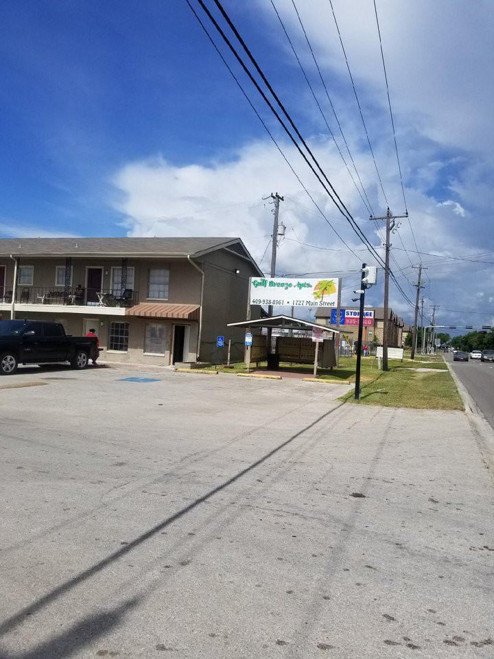 Gulf Breeze Apartments 1727 Main Street, La Marque, TX 77568 Zumper