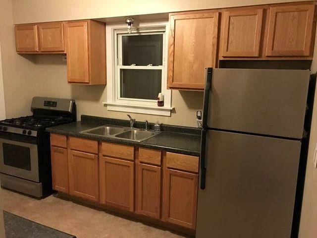 3305 W 110th St - Photo 3 of 11