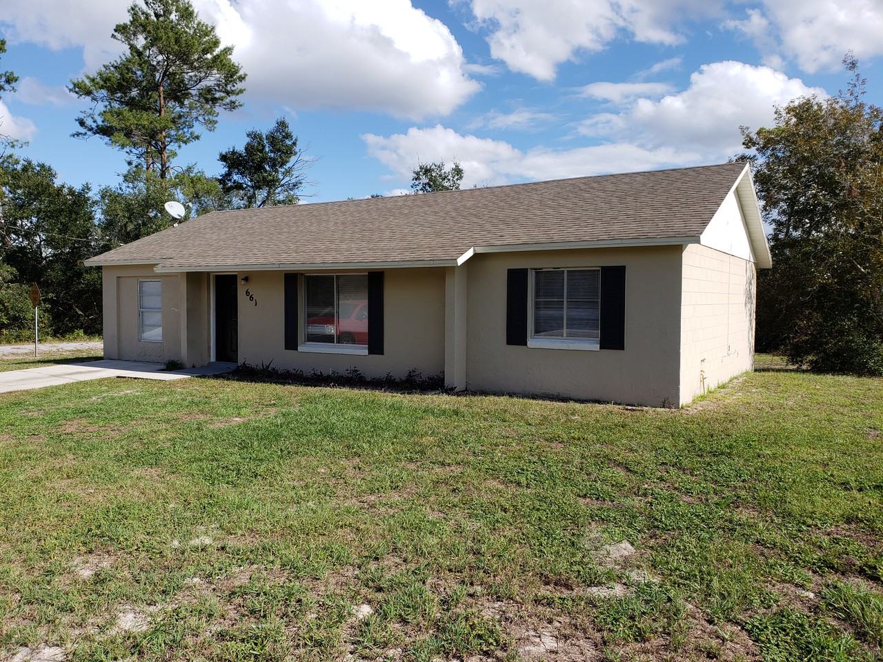 661 Gulliver Ave - Photo 2 of 9
