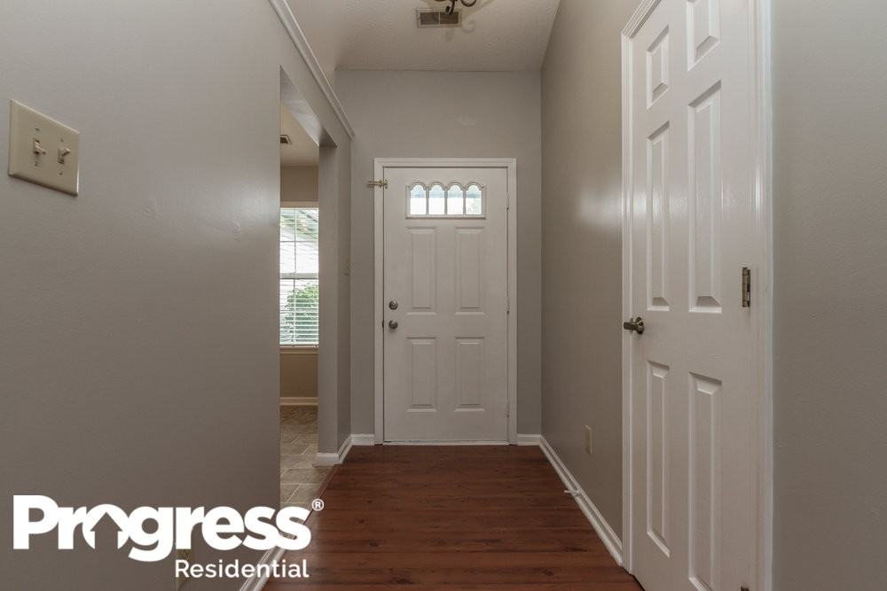 5244 Saint Vail Ct - Photo 2 of 15