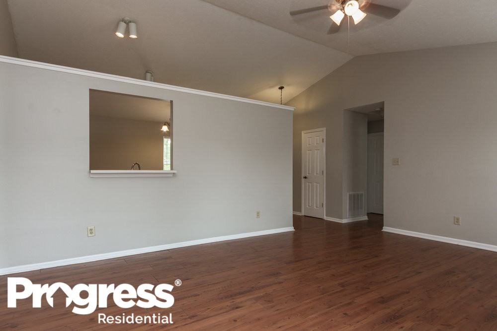 5244 Saint Vail Ct - Photo 3 of 15